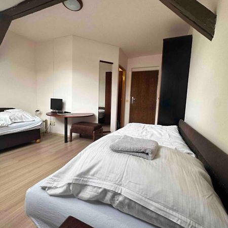 ברטיסלאבה Private Apartment Near The Centre מראה חיצוני תמונה