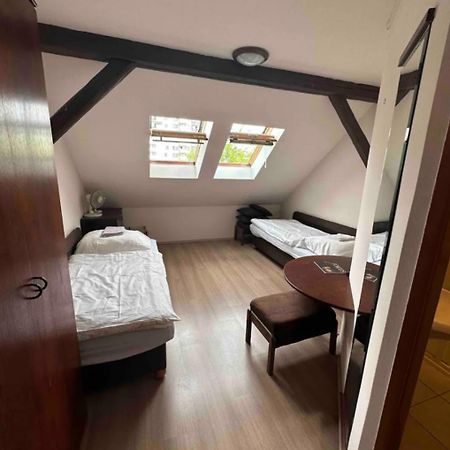 ברטיסלאבה Private Apartment Near The Centre מראה חיצוני תמונה