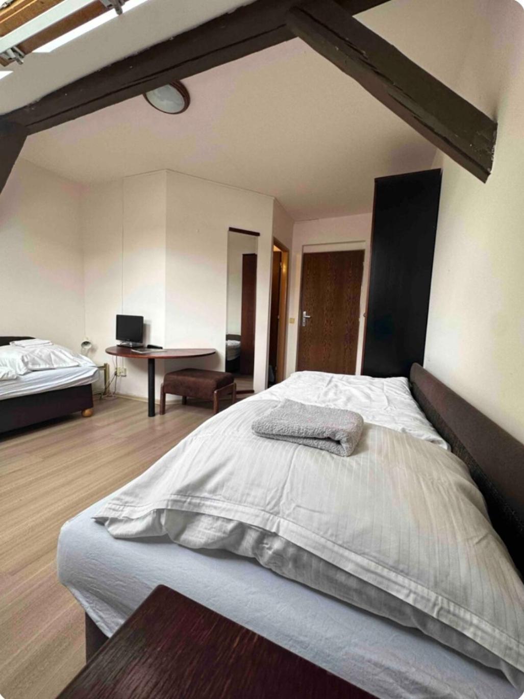 ברטיסלאבה Private Apartment Near The Centre מראה חיצוני תמונה